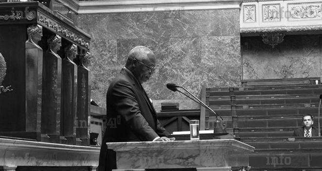 Une loi «&nbsp;Accrombessi&nbsp;» sur la table du Parlement Gabonais