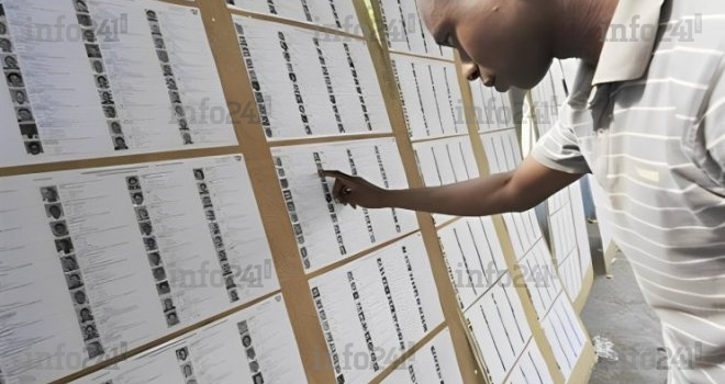 Référendum du 16 novembre : les gabonais invités à vérifier leurs noms sur la liste électorale